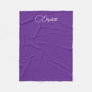 Namn Royal Lila liten i trendig Calligraphy Script Fleecefilt