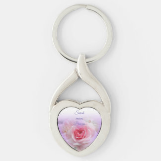 Namn "Sarah" menande Keychain Twisted Heart Silverfärgad Nyckelring
