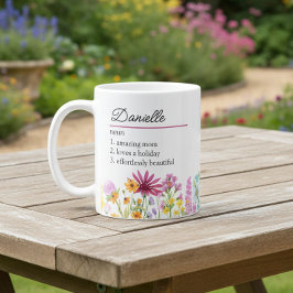Namndefinition med feminint vildblommig kant kaffemugg