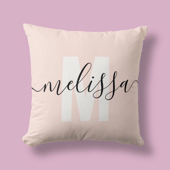 Namnmonogram Feminint Kalligrafi Rosa Kudde (Skapare uppladdad)