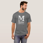 Namntecknad bröllopsgryta grå t shirt<br><div class="desc">Klassisk,  enkel,  bröllop,  namnt-shirt. Perfekt för bröllopsman. Personifiera den med din initial och namn.</div>