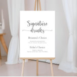 Namnteckning Drinks Calligraphy Silver-tecken Poster<br><div class="desc">Det här namnteckning dryckens kalligrafi-silver-tecken är perfekt för ett bröllop. Den enkla utformningen och utformningen av eleganten har skripttypografin klassisk och finare i silver. Anpassa tecknet med namn på bruden och trippen och deras favoritdryckval.</div>