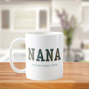 Nana anpassat år - trendig blommigt Coffee Mugg