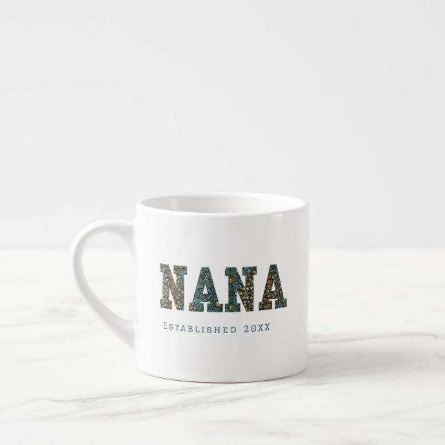 Nana anpassat år - trendig blommigt Coffee Mugg Espressomugg (Vänster)