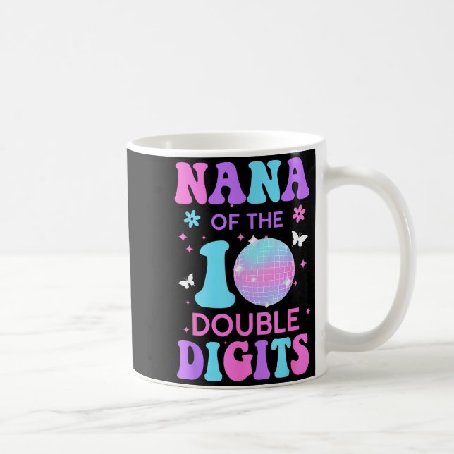 Nana av Födelsedagsflickan Dubbla Siffror Disco Bo Kaffemugg (Höger)