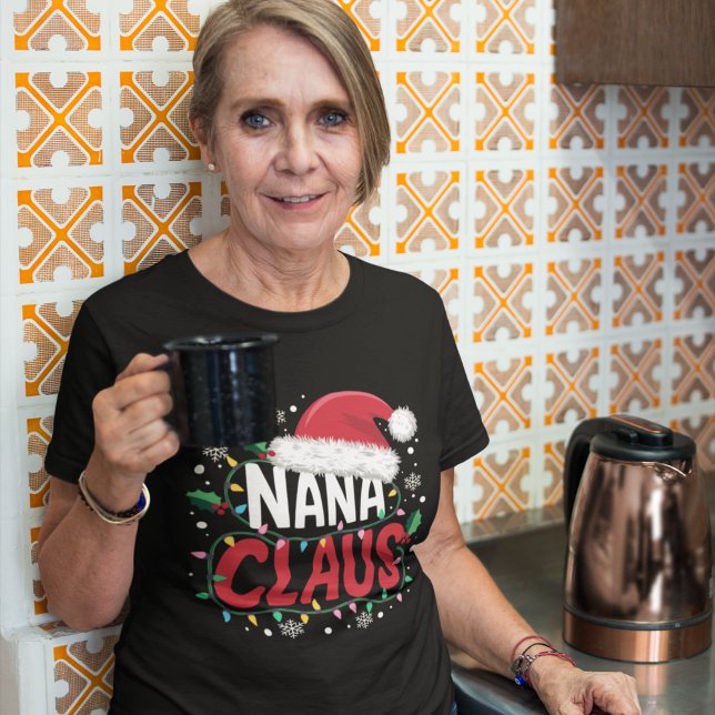 Nana Claus Fun Nana Christmas gift T Shirt (Skapare uppladdad)