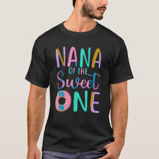 Nana från den svenska farman 1:a födelsedagstjejen t shirt