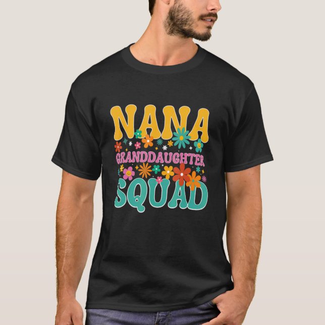 Nana Granddaughter Squad groovy nana For Women Gra T Shirt (Framsida)