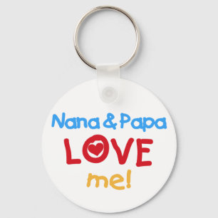 Nana och pappan älskar mig nyckelring