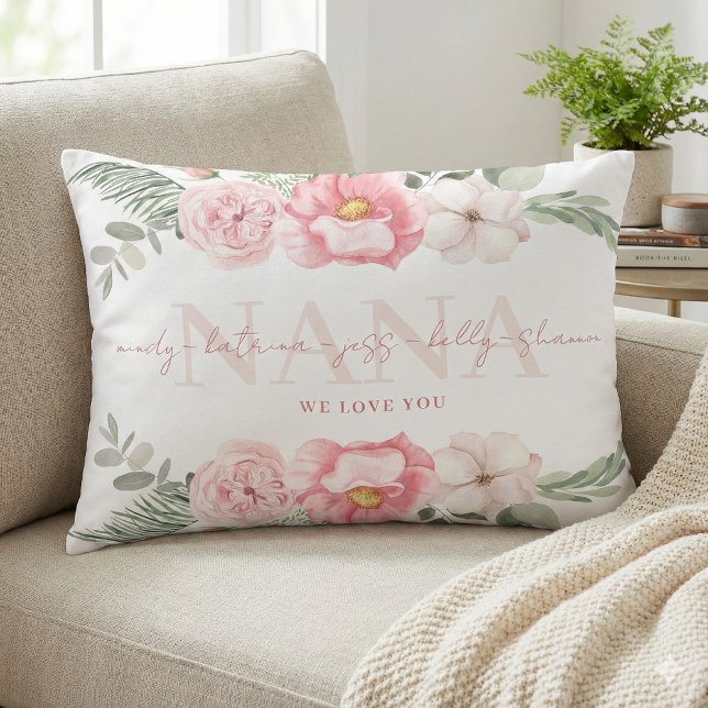 Nana Personlig Blommigt Lumbar Pillow Prydnadskudde (Let your Nana know how special she is with this personalized throw pillow! )