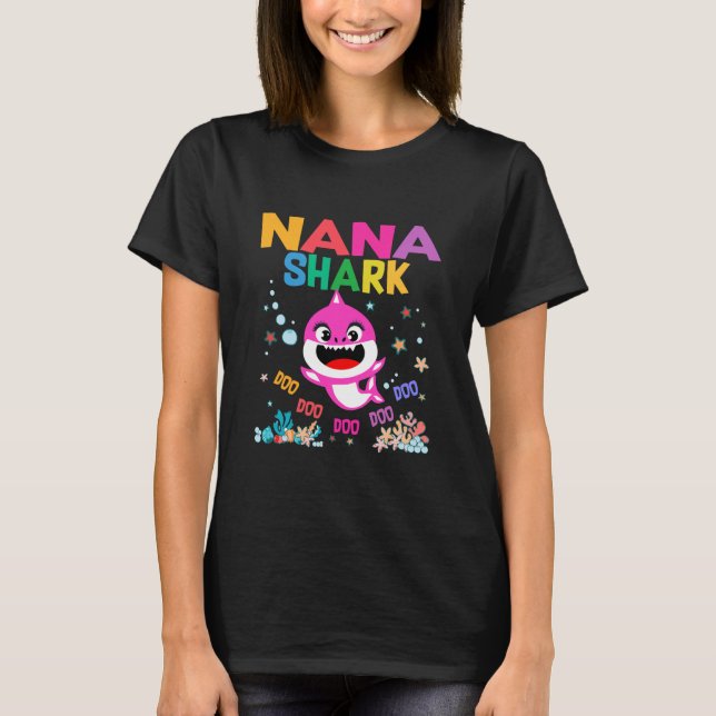 Nana Shark Doo Doo Doo Funny Nana T Shirt (Framsida)