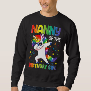 Nanny of the Födelsedagsfest Gifts Girl Dabbing Un Lång Ärmad Tröja