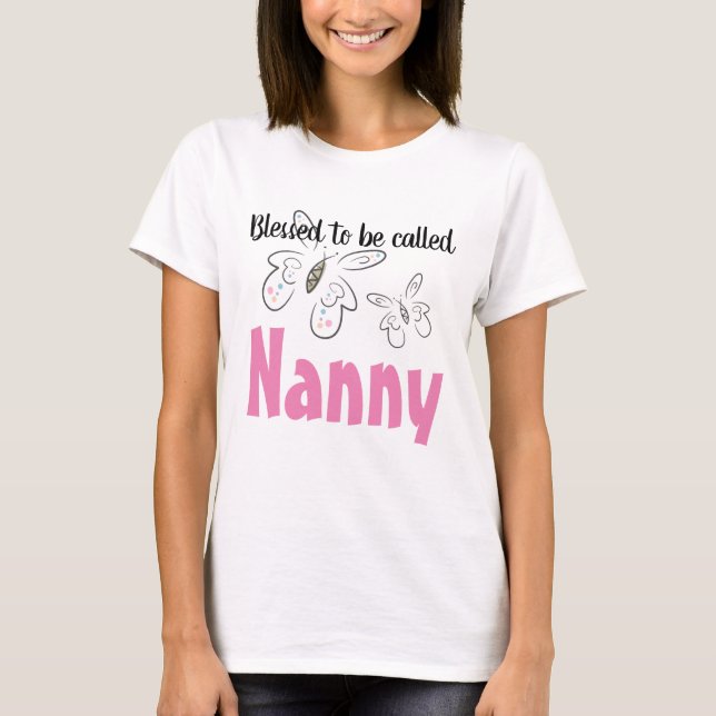 Nanny Quote med Butterflies T Shirt (Framsida)
