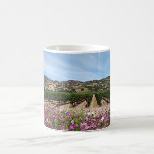 Napa Valley Vineyard med Cosmos Flowers Kaffemugg
