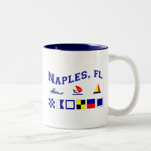 Naples FL med maritim flaggor Två-Tonad Mugg