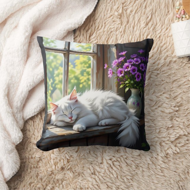 Napping White Cat and Purple Flowers  Kudde (Filt)
