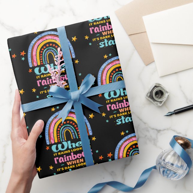 När det blir kvar, sök efter Rainbows Presentpapper (Gifting)