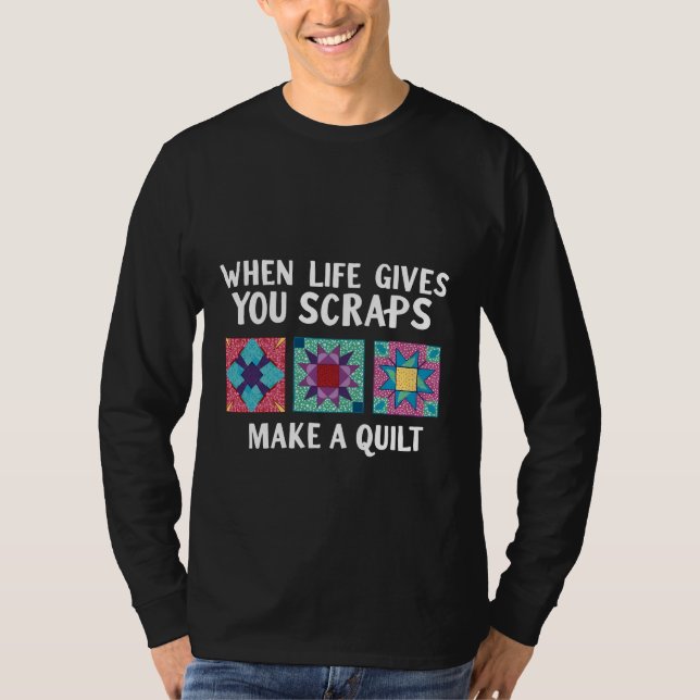 När du skrapar ge gör du en kvilt Knitters T Shirt (Framsida)