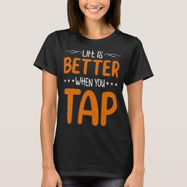 När du trycker på knapp-dansare t shirt (Framsida)
