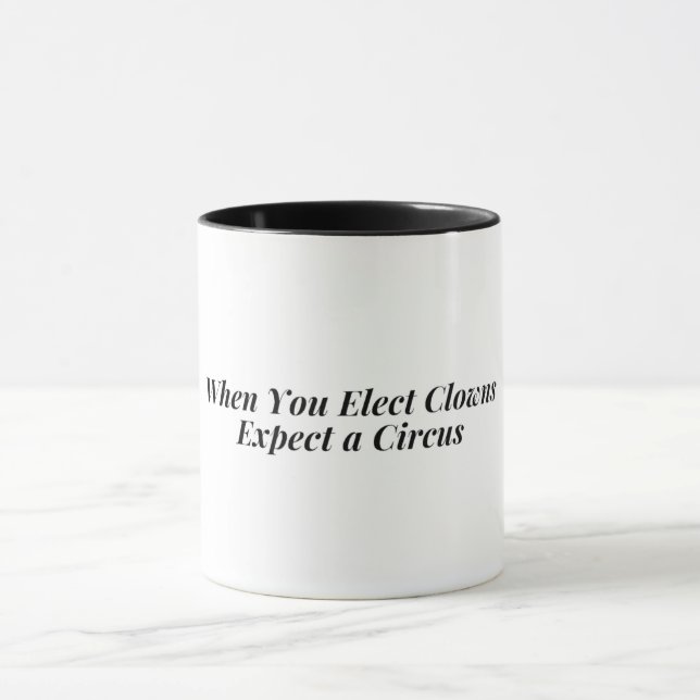 När du väljer kläder förväntas en cirkus mugg (Center)