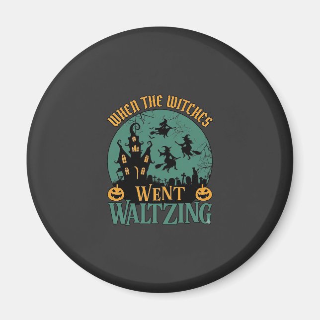 När häxor väntade på Halloween-spökhuset Magnet (Framsidan)