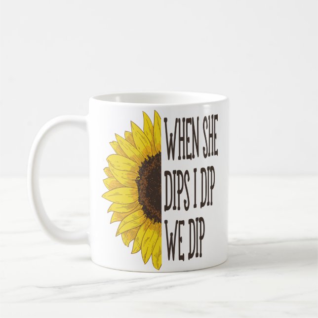 När hon dippar så dippar vi, Mamma och mig. Kaffemugg (Vänster)