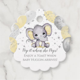 När hon slår på elefant babyskor gåvor etiketter