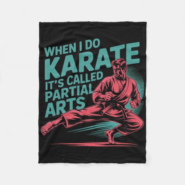 När jag gör karate kallas det för Partiell Konst A Fleecefilt (Framsidan)