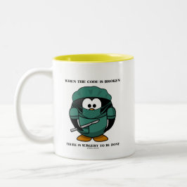När koden bryts, skall kirurgi utföras Tux Två-Tonad Mugg