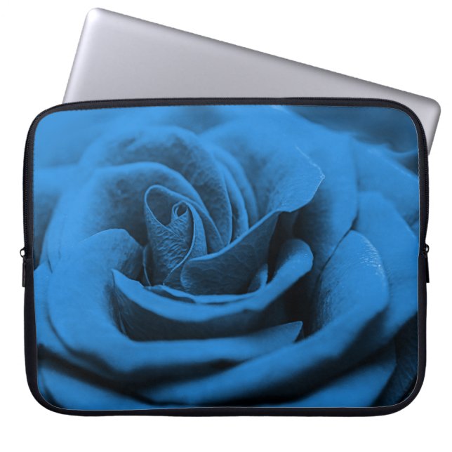 Nära blå röd ros, makroskönhet. laptop fodral (Framsidan)