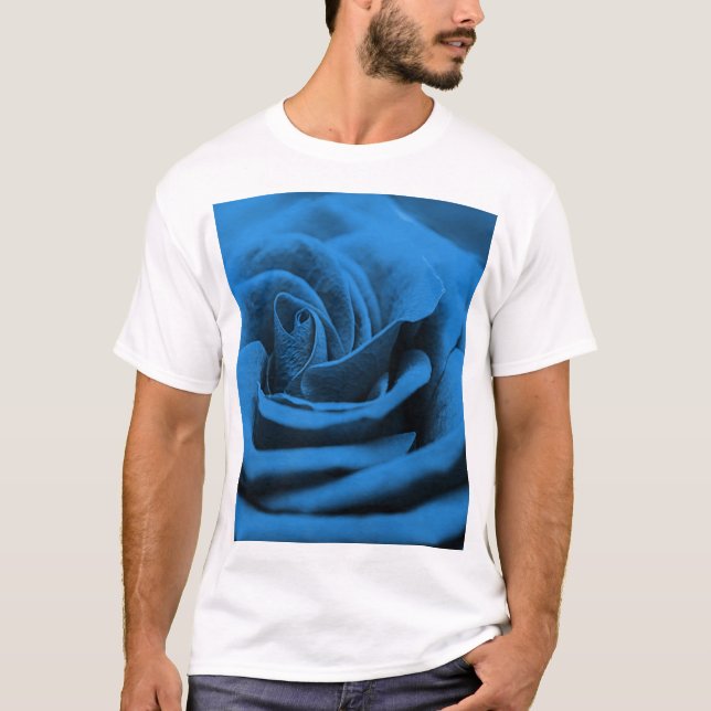Nära blå röd ros, makroskönhet. t shirt (Framsida)