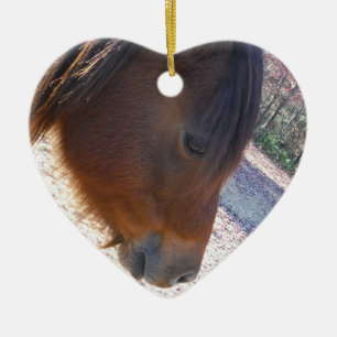 Nära Brown-hästen, Little Brown Pony Julgransprydnad Keramik