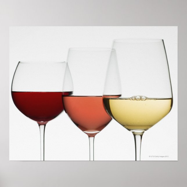 Nära glasögon av olika vin poster (Framsidan)