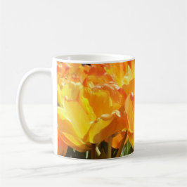 Nära Orange- och Gult-tulpaner Kaffemugg