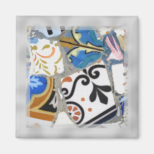 Nära övre för Barcelona Gaudi mosaik Magnet