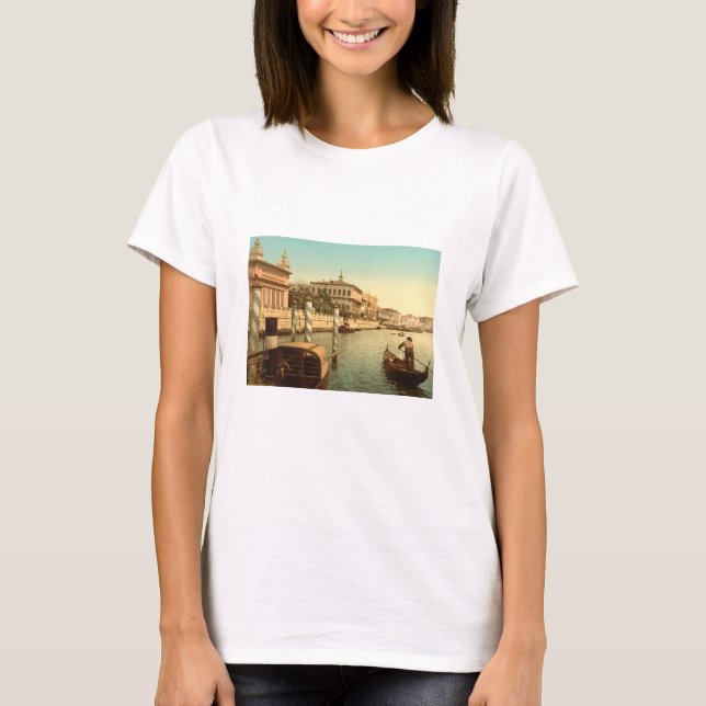 Nära St Mark Venedig, italien T-shirt (Framsida)