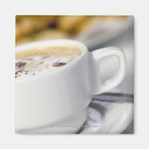 Närbild av en kopp av kaffe magnet
