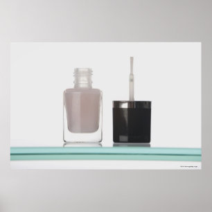 Närbild av en polsk flaska av nageln poster