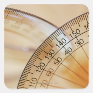 Närbild av en protractor fyrkantigt klistermärke