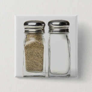 Närbild av en salt och pepparshaker knapp