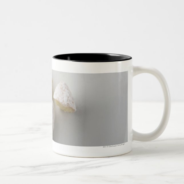 Närbild av en tårta Två-Tonad mugg (Höger)