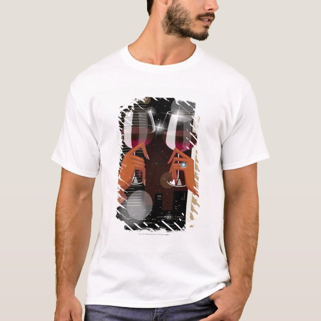 Närbild av ett par som rostar med t-shirt (Framsida)