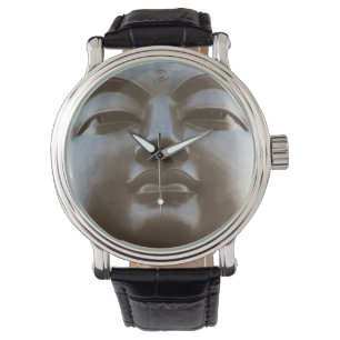 Närbild på Buddastatyn Armbandsur
