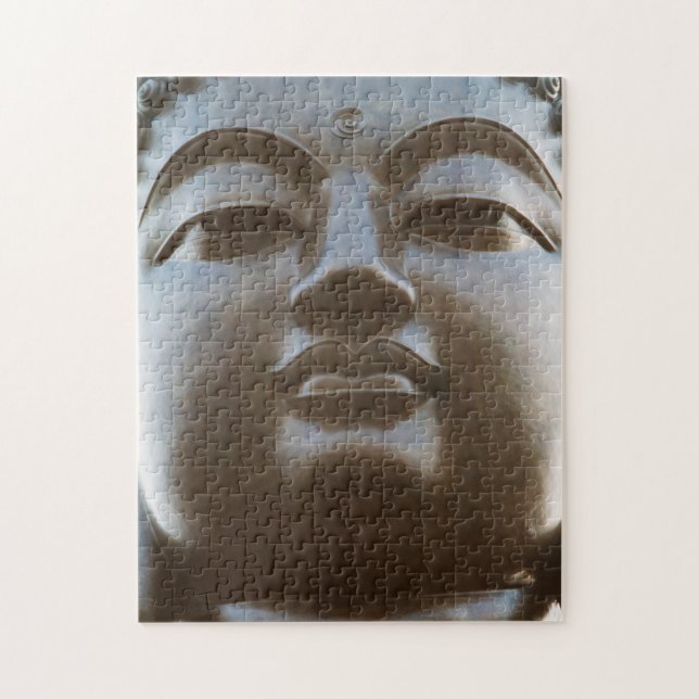 Närbild på Buddastatyn Pussel (Vertikal)