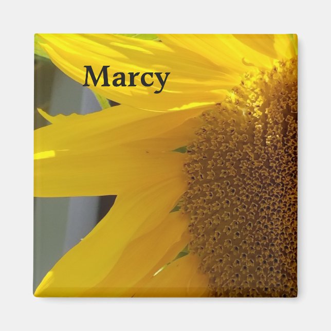Närbild på gul solros magnet (Framsidan)