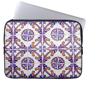Närbild på kakelmönster, Portugal Laptop Sleeve