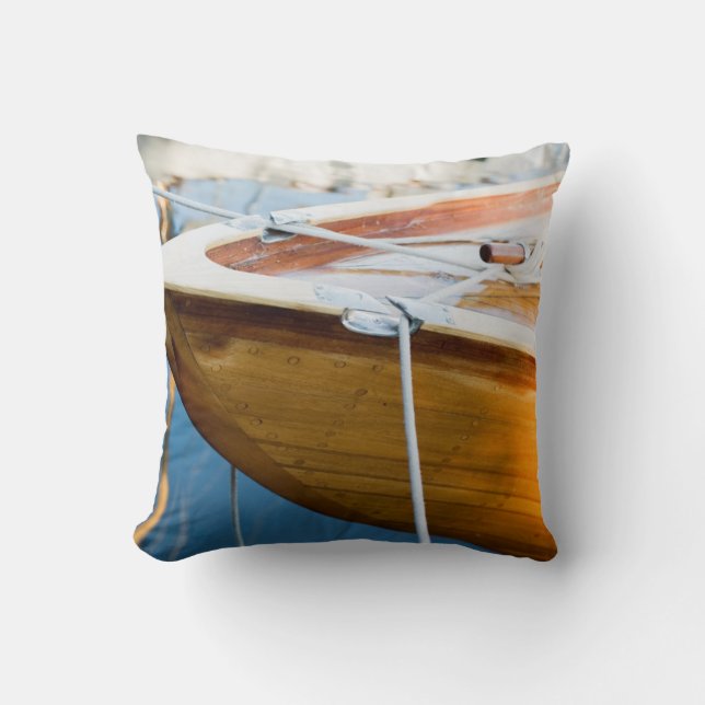 Närbild på knuten båt kudde (Framsida)