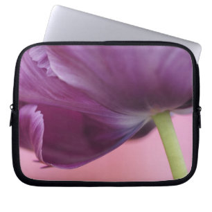 Närbild på undersidan av tulpanblomma, Kuekenhof Laptop Fodral