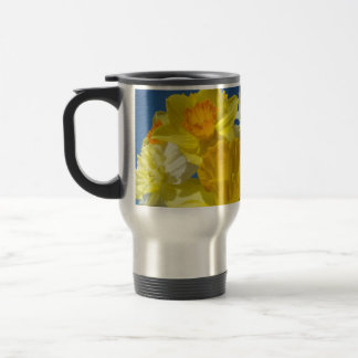 Narcissblommor Inte alla som vandrar är vilse Resemugg