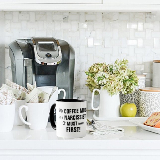 narcissiskt kaffe mugg (Skapare uppladdad)